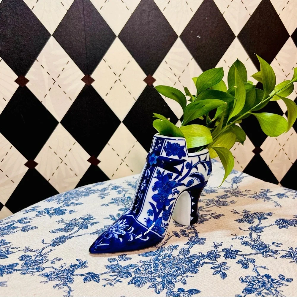 Vintage Delft Vase Blue & White Ceramic Shoe Planter or Desk Stationary Hold - Picture 10 of 10